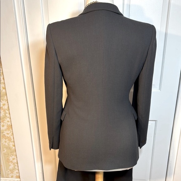 Vintage EUC Emporio Armani Beautifully Embellished Gray/Blue Suit Jacket/Skirt 🤩 - Picture 9 of 16